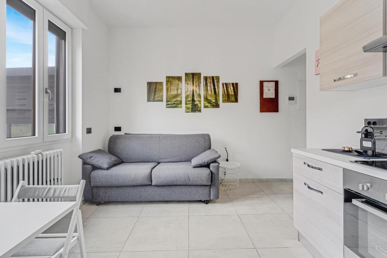Metro M1 - Smart Home, Fast Free Wifi & Netflix Милан Экстерьер фото